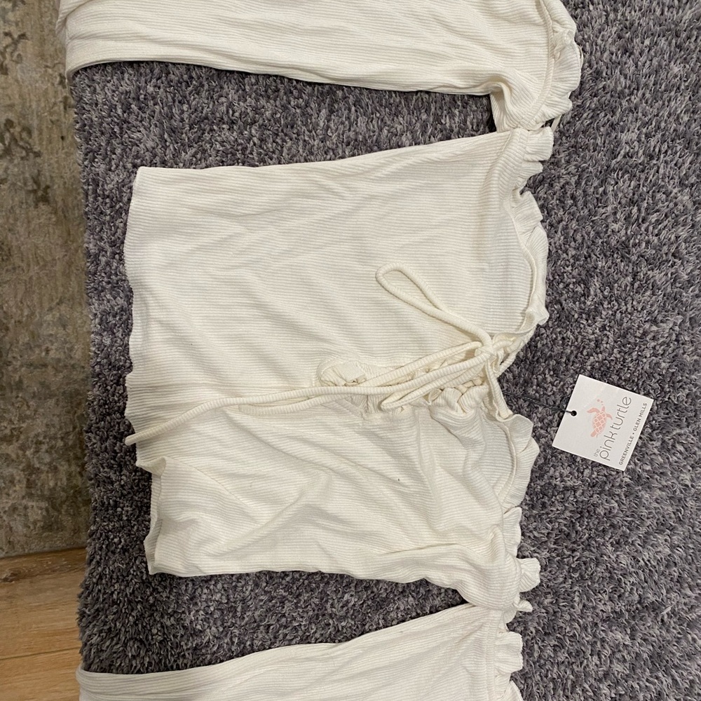 White off the shoulder crop top